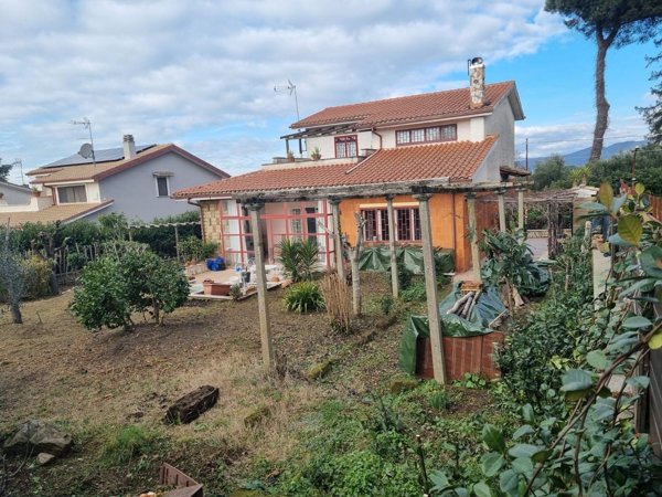 casa indipendente in vendita a Palestrina