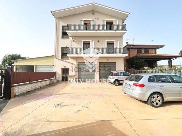 appartamento in vendita a Palestrina in zona Carchitti