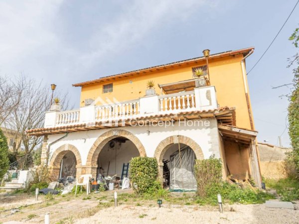 appartamento in vendita a Palestrina in zona Carchitti