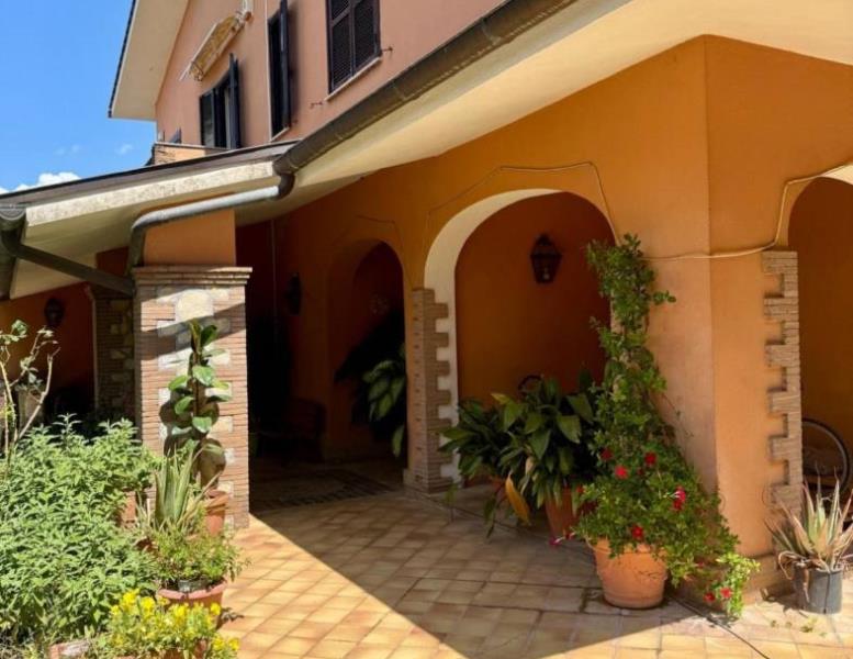 casa indipendente in vendita a Palestrina