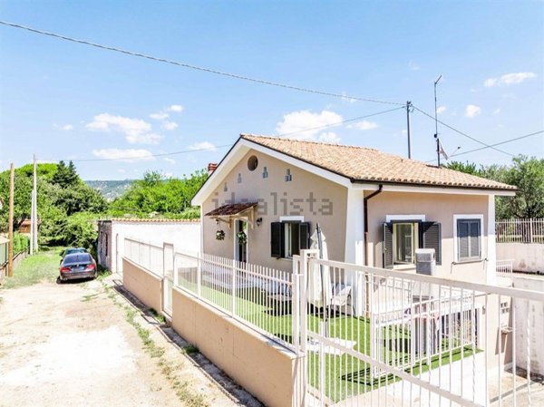 casa indipendente in vendita a Palestrina