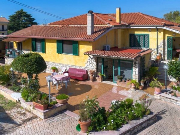 casa indipendente in vendita a Palestrina