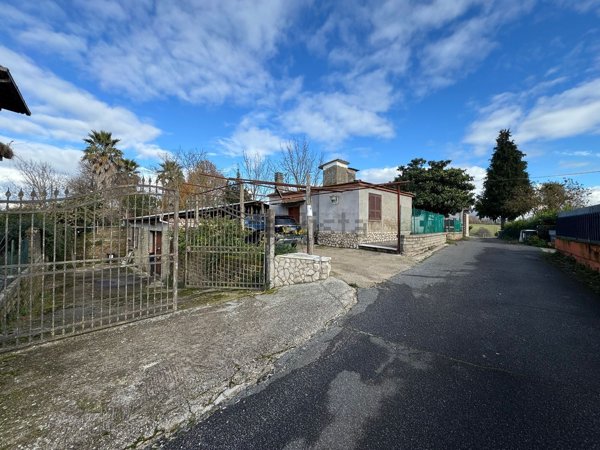 locale commerciale in vendita a Palestrina