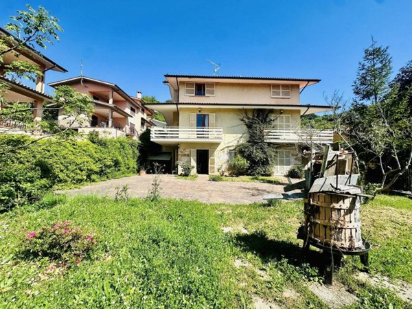 casa indipendente in vendita a Palestrina