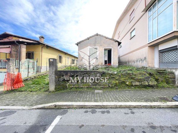 appartamento in vendita a Palestrina in zona Carchitti