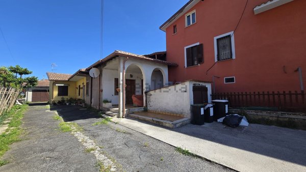 appartamento in vendita a Palestrina in zona Carchitti