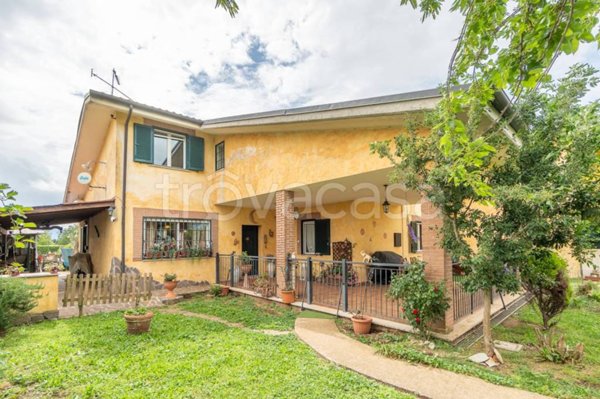 casa indipendente in vendita a Palestrina in zona Carchitti