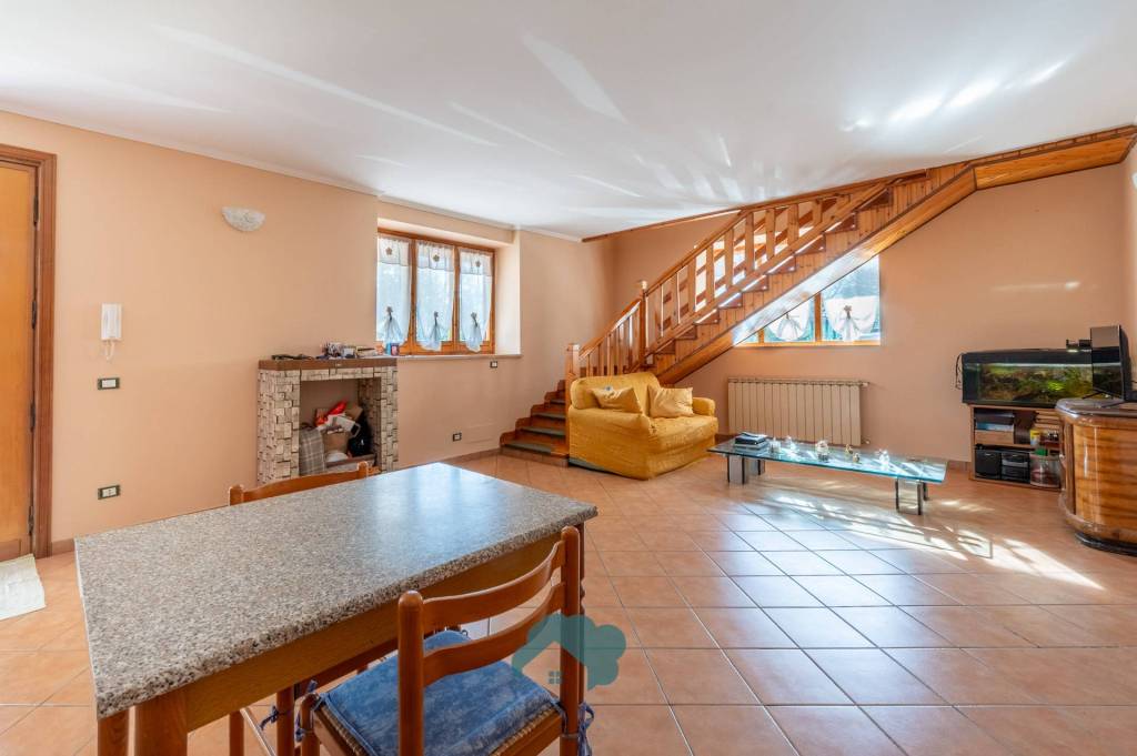 casa indipendente in vendita a Palestrina