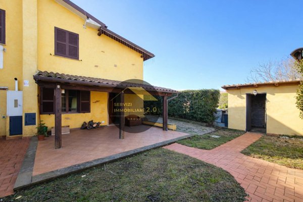 casa indipendente in vendita a Palestrina in zona Carchitti