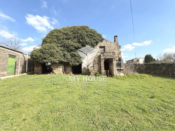 casa indipendente in vendita a Palestrina in zona Valvarino