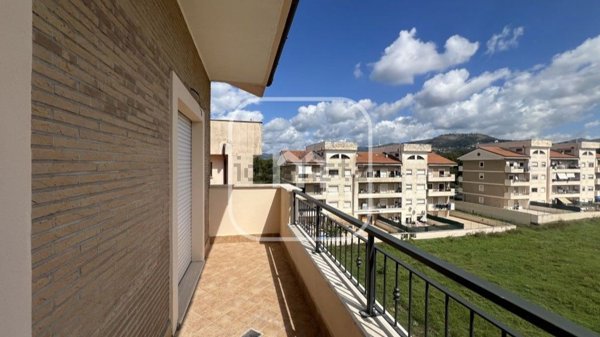 appartamento in vendita a Palestrina in zona Carchitti