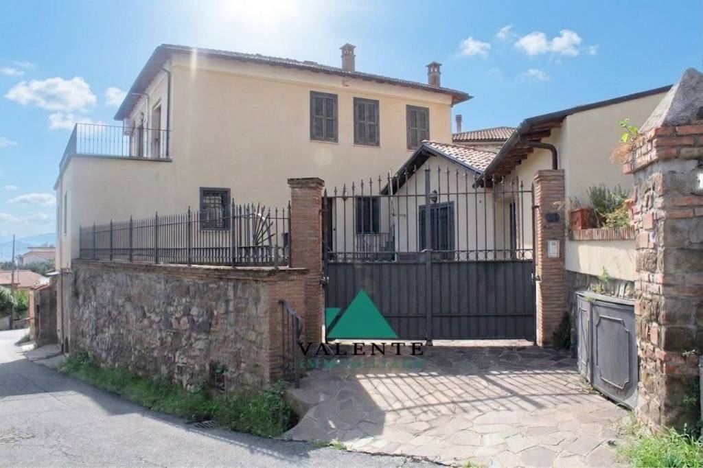 casa indipendente in vendita a Palestrina