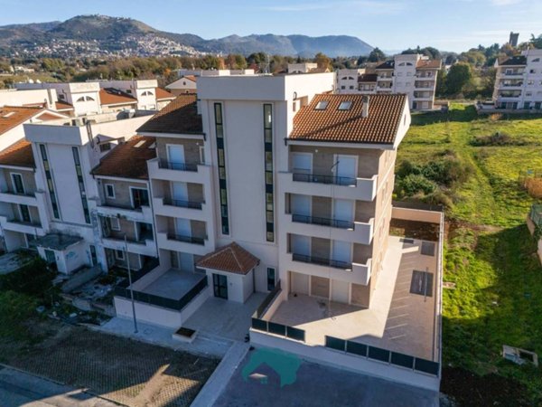 appartamento in vendita a Palestrina in zona Carchitti