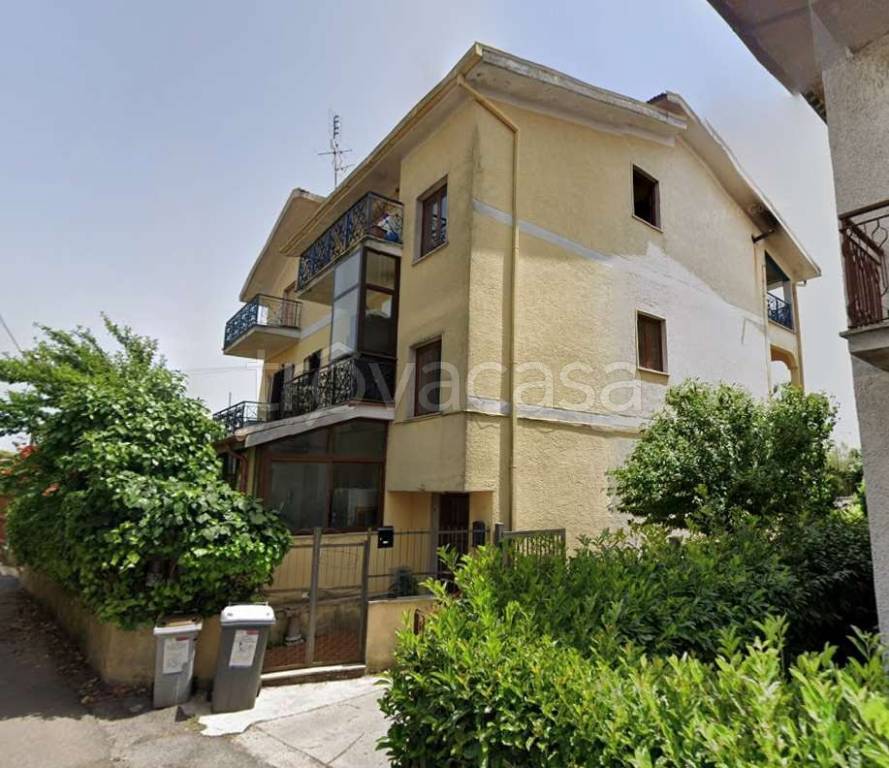 appartamento in vendita a Palestrina in zona Carchitti