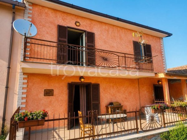 casa indipendente in vendita a Palestrina in zona Carchitti