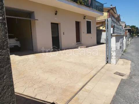appartamento in vendita a Palestrina in zona Carchitti
