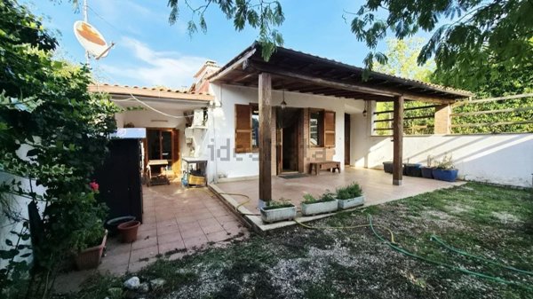 casa indipendente in vendita a Palestrina in zona Carchitti