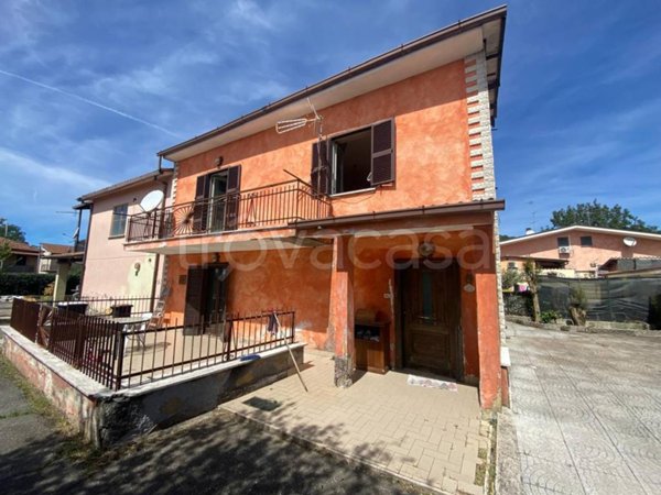 appartamento in vendita a Palestrina in zona Carchitti