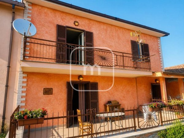 casa indipendente in vendita a Palestrina in zona Carchitti
