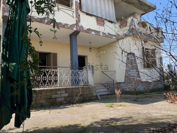 appartamento in vendita a Palestrina in zona Carchitti