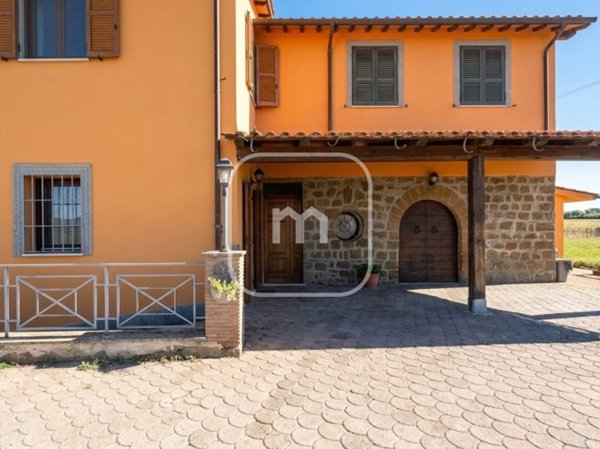 appartamento in vendita a Palestrina in zona Carchitti