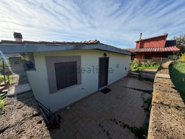 casa indipendente in vendita a Palestrina in zona Carchitti