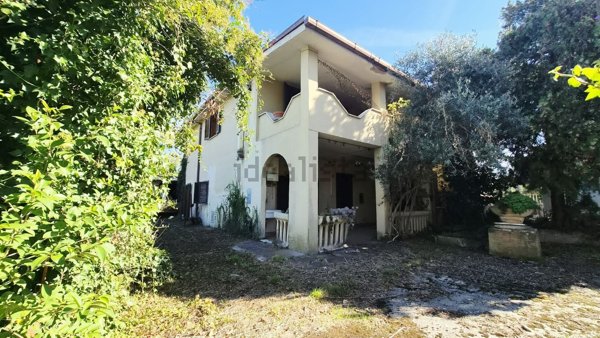 casa indipendente in vendita a Palestrina in zona Carchitti