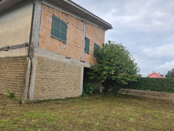 casa indipendente in vendita a Palestrina in zona Valvarino