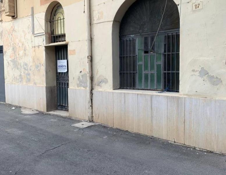 locale commerciale in vendita a Palombara Sabina