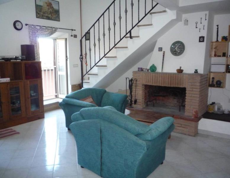 appartamento in vendita a Palombara Sabina