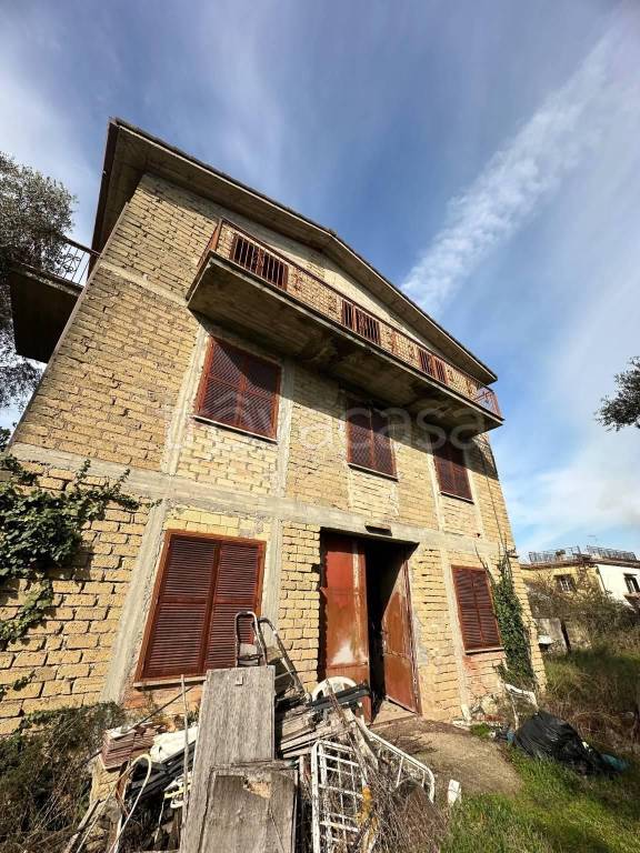 appartamento in vendita a Palombara Sabina