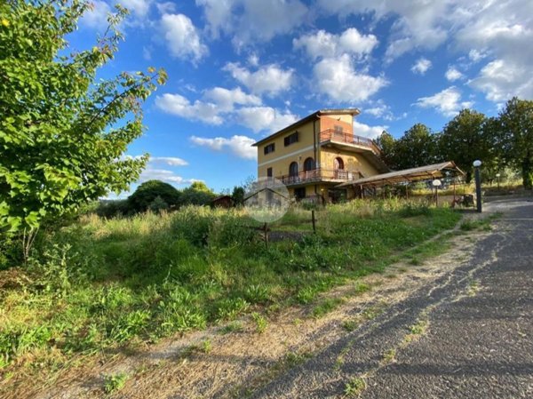 casa indipendente in vendita a Palombara Sabina