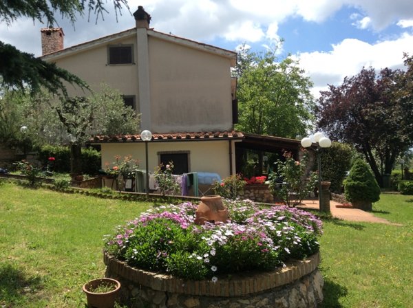 casa indipendente in vendita a Palombara Sabina
