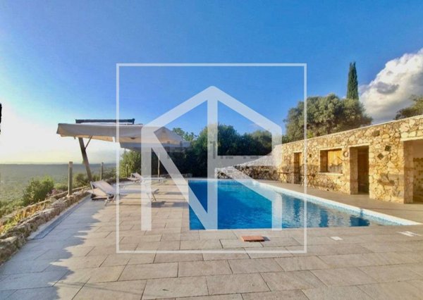 casa indipendente in vendita a Palombara Sabina