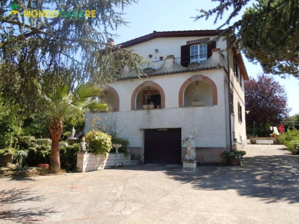 casa indipendente in vendita a Palombara Sabina