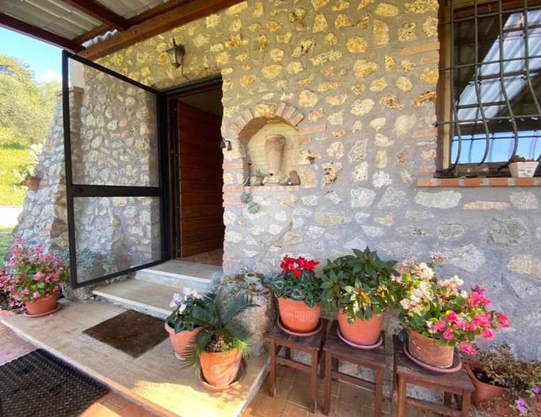 appartamento in vendita a Palombara Sabina