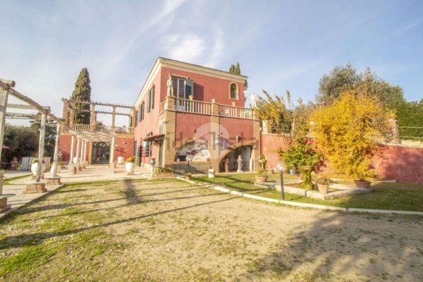 casa indipendente in vendita a Palombara Sabina