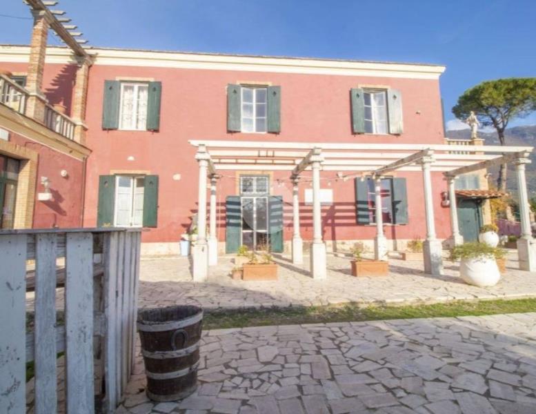 casa indipendente in vendita a Palombara Sabina
