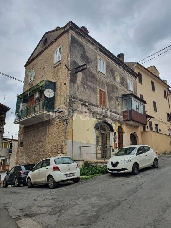 appartamento in vendita a Palombara Sabina