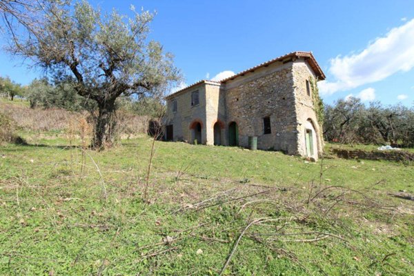 casa indipendente in vendita a Palombara Sabina
