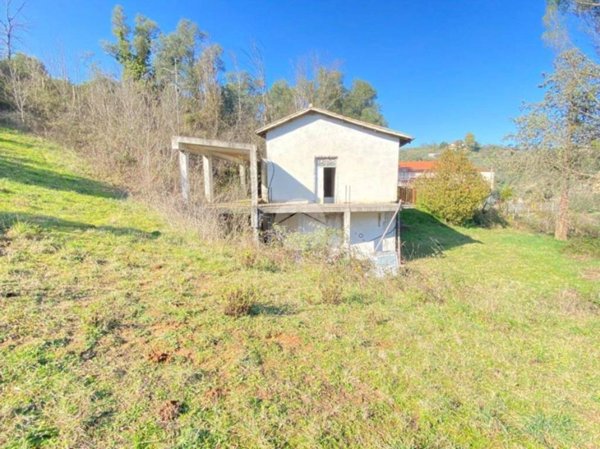 casa indipendente in vendita a Palombara Sabina