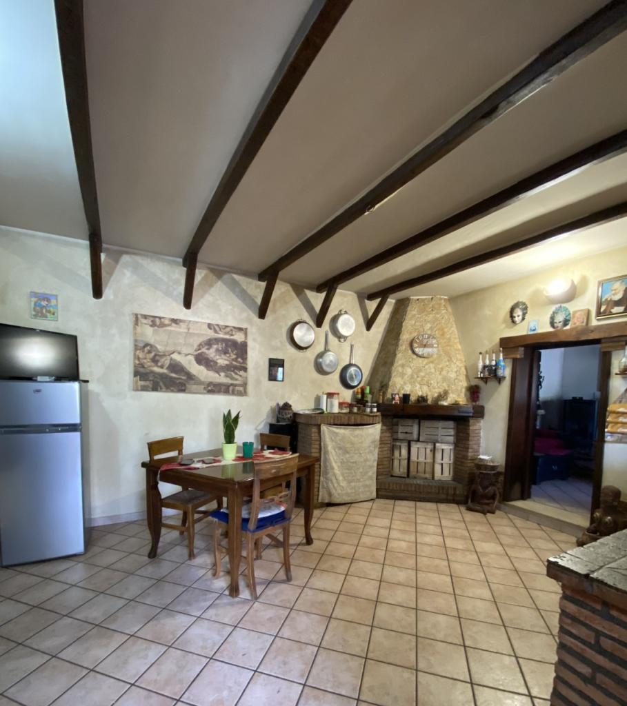 casa indipendente in vendita a Palombara Sabina