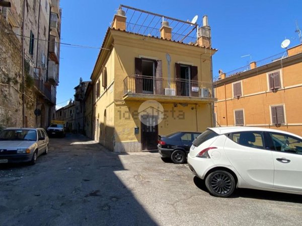 appartamento in vendita a Palombara Sabina