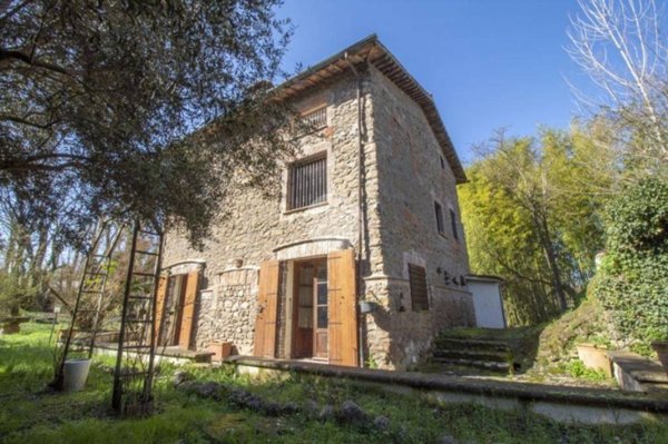 casa indipendente in vendita a Palombara Sabina