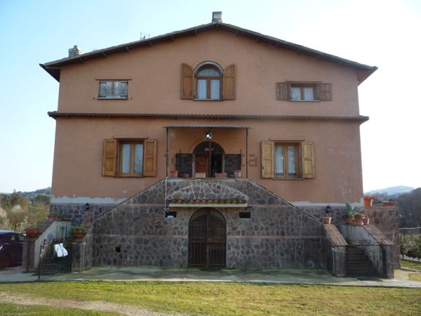casa indipendente in vendita a Palombara Sabina