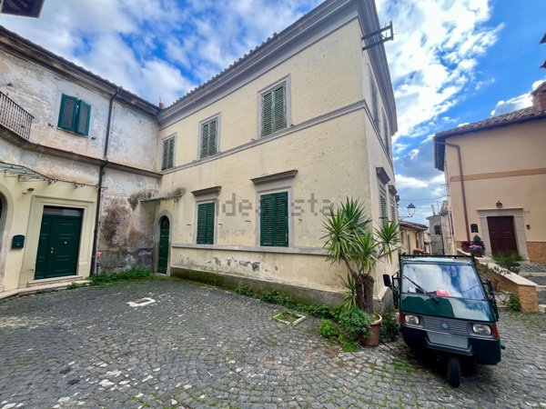 casa indipendente in vendita a Palombara Sabina