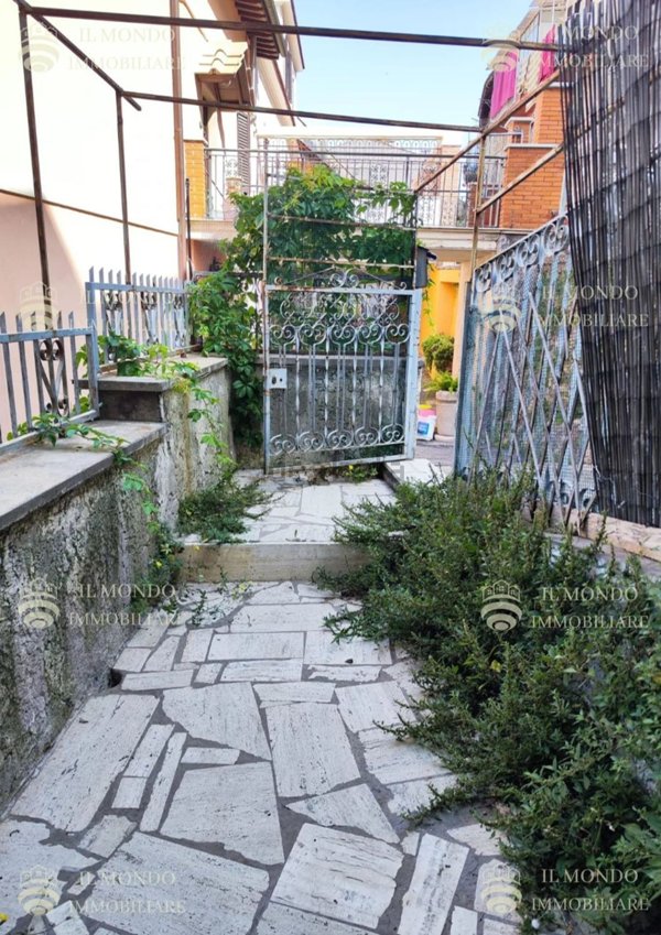 appartamento in vendita a Palombara Sabina