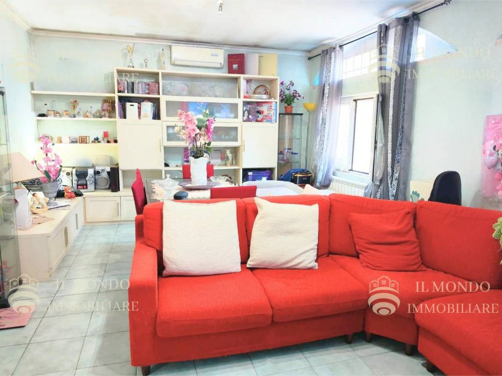 casa indipendente in vendita a Palombara Sabina