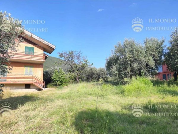 casa indipendente in vendita a Palombara Sabina in zona Stazzano