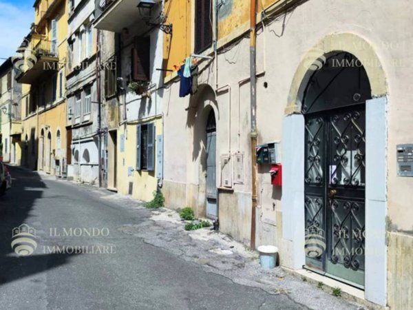 appartamento in vendita a Palombara Sabina